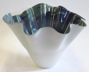 Dan Bergsma: HANDKERCHIEF BOWL
