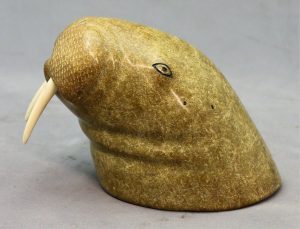 Mosesie *: WALRUS HEAD