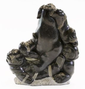 Aibilie Echalook: HUNTERS WRESTLING WALRUS