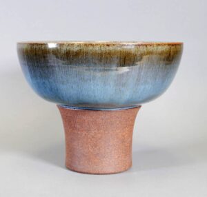 Luke Orton Lindoe: PEDESTAL BOWL