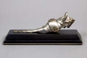 Jeff de Boer: CRUSADER (ARMOURED MOUSE)